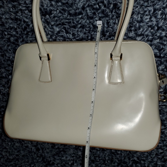 Salvatore Ferragamo Tote/Handbag - Picture 3 of 15